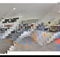 Meander Bridge Cafe - Australian Directory