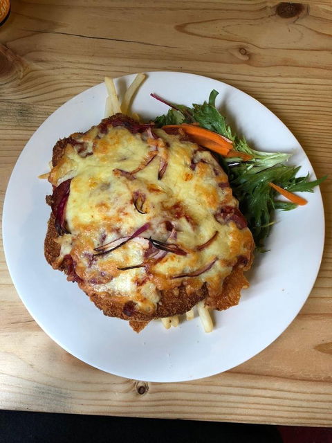 The Fox & Hounds Inn Restaurant - Australian Directory 1