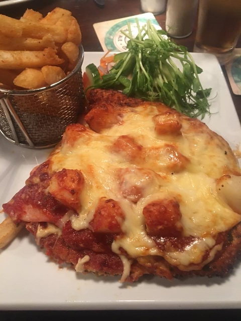 Red Roof Bar & Grill - Australian Directory 4