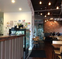 8 Napkins - Australian Directory