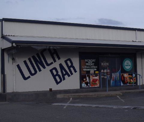 Di's Sanford Rd Lunch Bar - Australian Directory 0