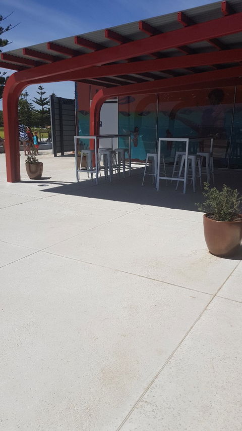 Hello Summer Beach Kiosk - Australian Directory 4