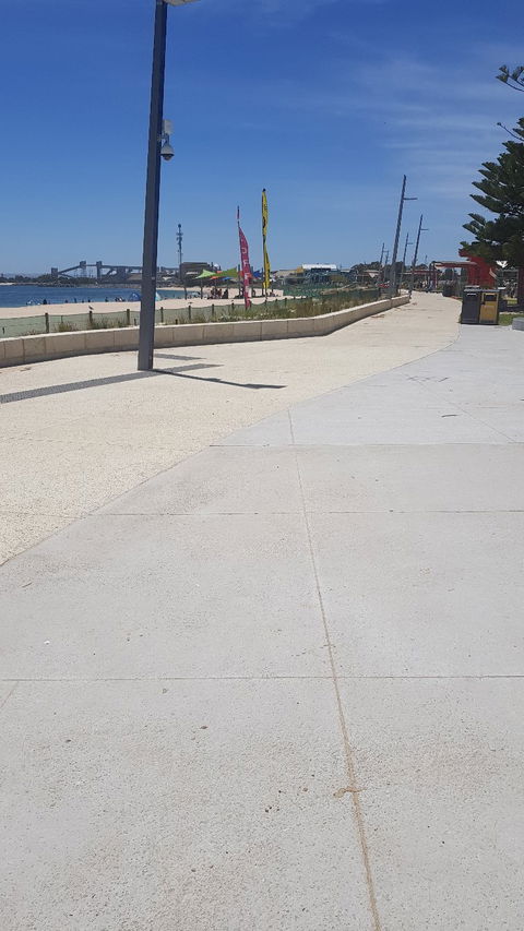 Hello Summer Beach Kiosk - Australian Directory 5