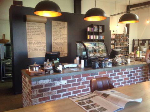 Solomon Merchants - Australian Directory 0