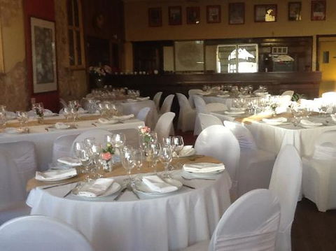 Bootenal Family Tavern - Australian Directory 0