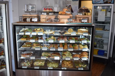 Ellie's Cafe - Australian Directory 0