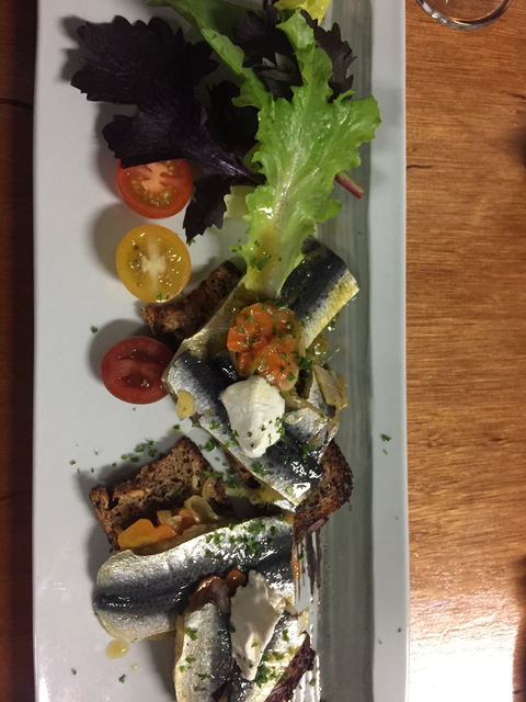 Fish Face Takeaway And Restaurant - Australian Directory 5