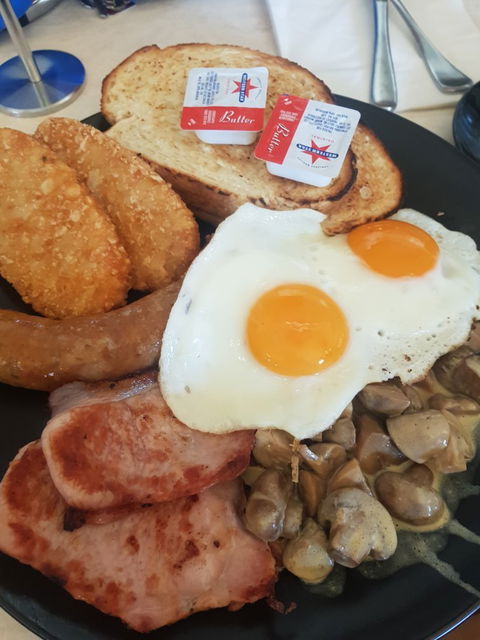 Hoover's Cafe - Australian Directory 2