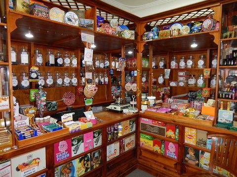 Sticky Fingers Candy Store - Australian Directory 0