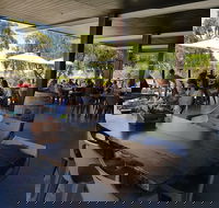 Vernon Arms - Australian Directory