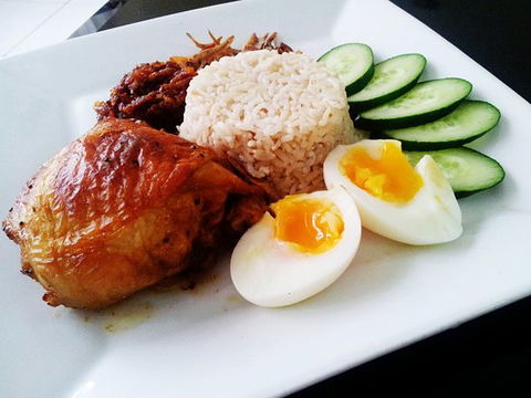 Ayesha's Cafe - Australian Directory 0