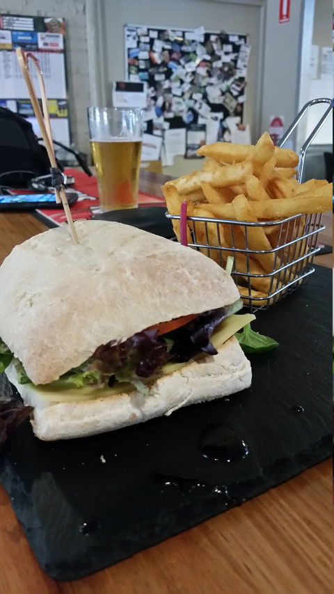 Bouvard Tavern - Australian Directory 10