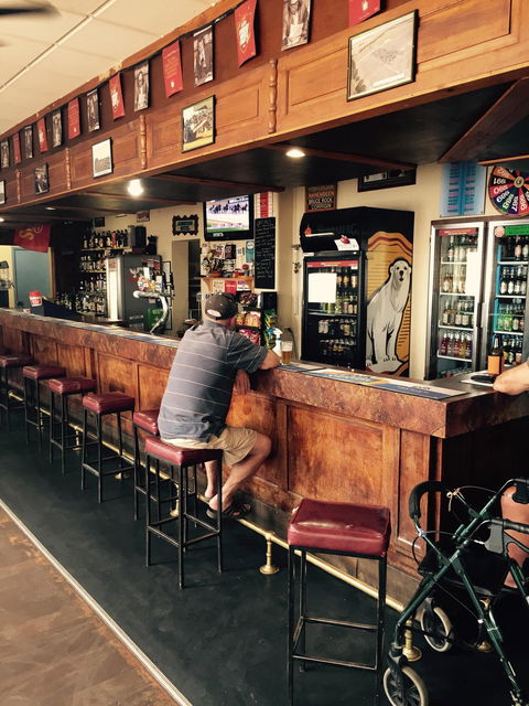 Corrigin Hotel Resdtaurant & Pub - Australian Directory 5