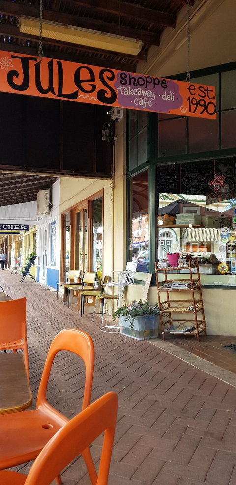 Jules Shoppe - Australian Directory 4