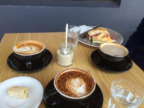 The Middle Store - Australian Directory 0