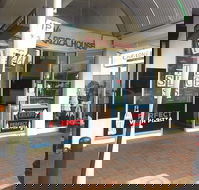 Glenelg Pizza House - Australian Directory