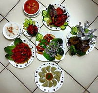 MoMo N More - Australian Directory