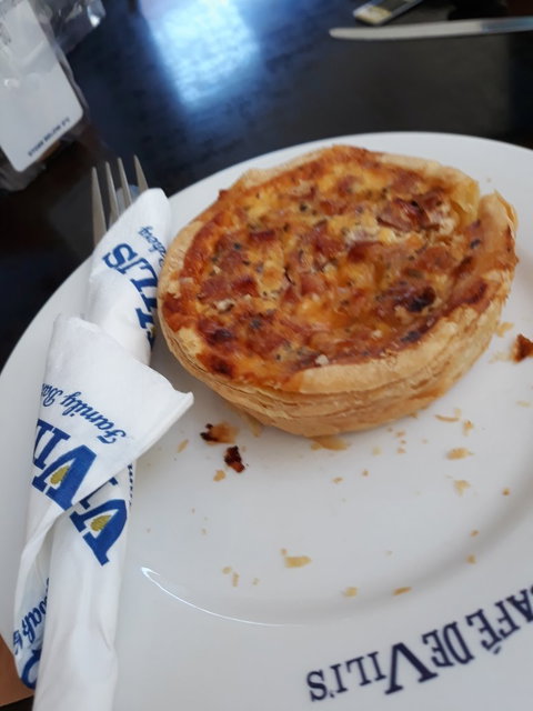 Vili's Cafe- 24 Hours - Australian Directory 6