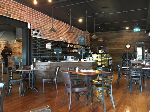 Cascada - Australian Directory 0