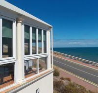 Marino Rocks Cafe Restaurant - Australian Directory