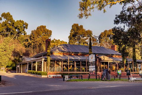 The Duck Inn - Australian Directory 0
