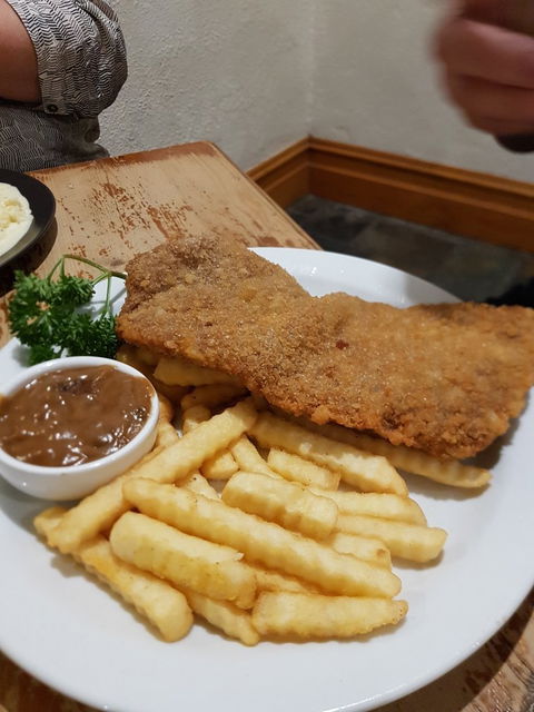 The Royal Oak Hotel - Australian Directory 1
