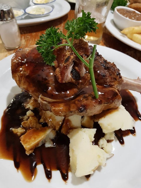 The Royal Oak Hotel - Australian Directory 3