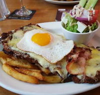 Willunga Hotel - Australian Directory