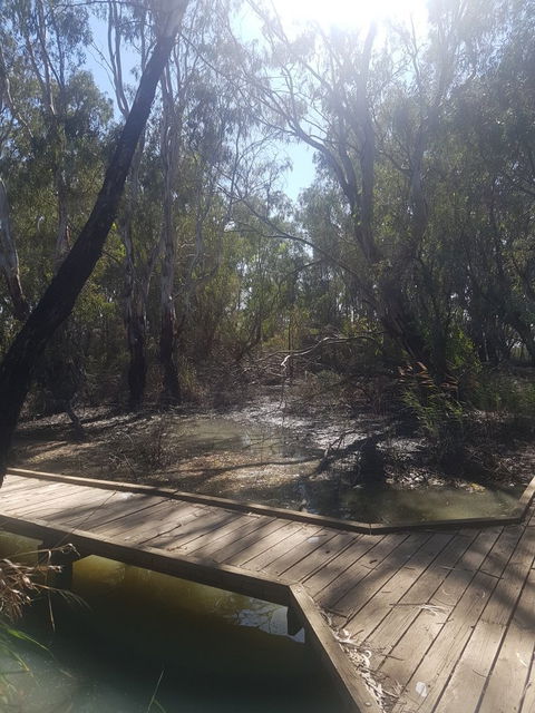 Banrock Station Wine & Wetlands Centre - Australian Directory 6