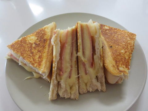 Cafe La Vie - Australian Directory 0