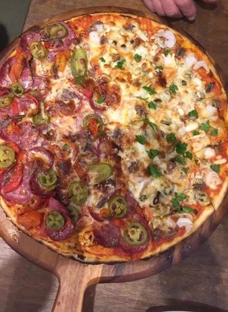 Elliot Pizza Boyz - Australian Directory 0