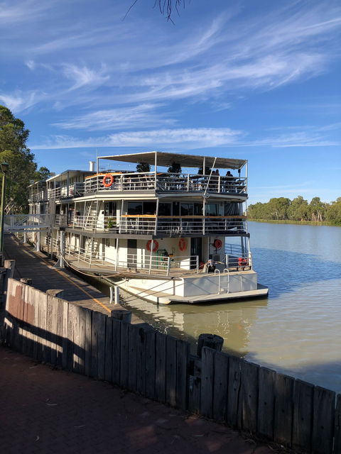 Murray River Queen - Australian Directory 1