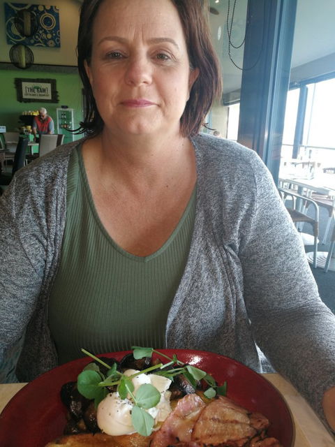 Peninsula Bar & Restaurant - Australian Directory 7