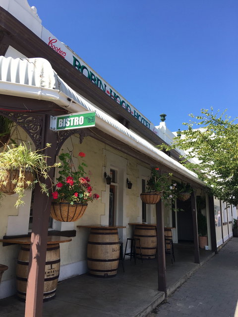 Robin Hood Hotel - Australian Directory 11