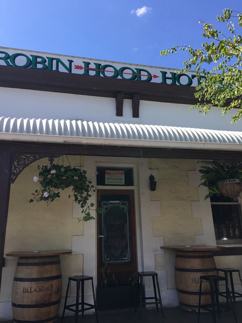 Robin Hood Hotel - Australian Directory 4