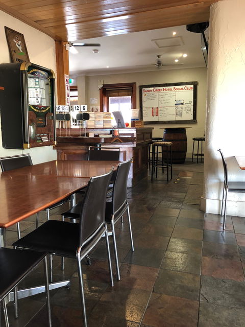 Sandy Creek Hotel - Australian Directory 5
