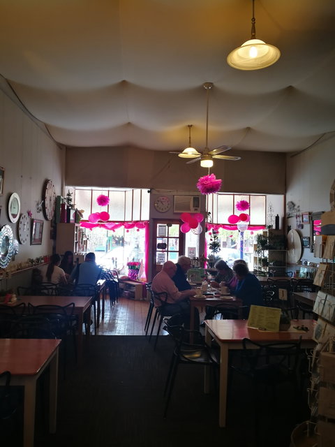 Maggie's Rendezvous - Australian Directory 5