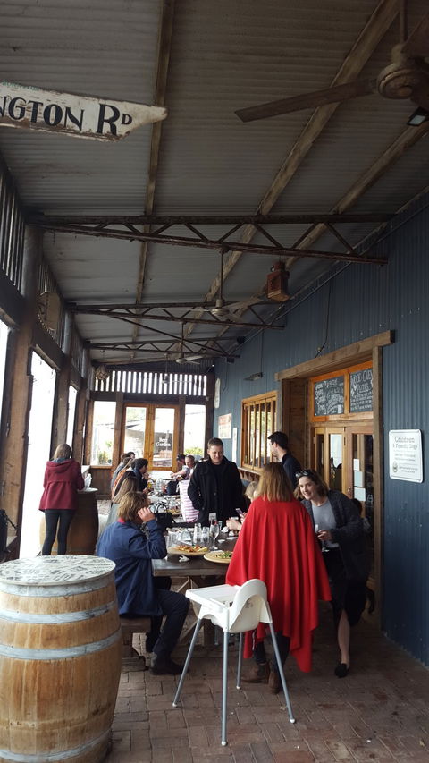 Smiling Samoyed Brewery - Australian Directory 7