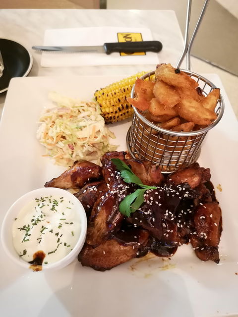 The Caxton Hotel - Australian Directory 3