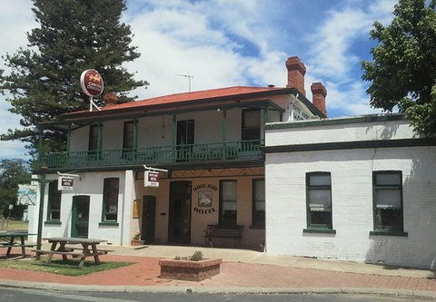 The White Hart Hotel Restaurant - Australian Directory 0