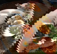 Three Brothers Arms - Australian Directory