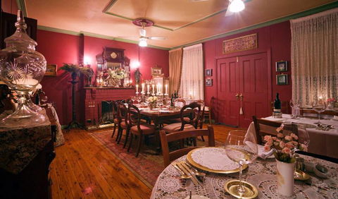 Segenhoe Inn - Australian Directory 1