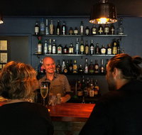 Walters Lounge - Australian Directory