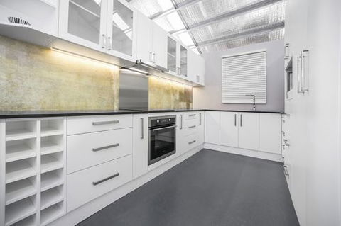 Coast & Country Kitchens & Bathrooms - Australian Directory 1