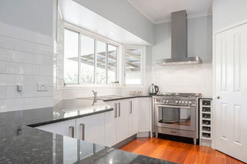 Coast & Country Kitchens & Bathrooms - Australian Directory 3