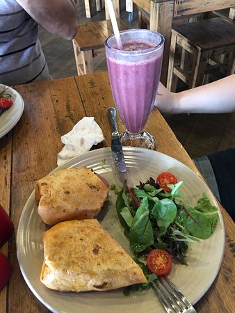Boardriders Cafe 28 - Australian Directory 0