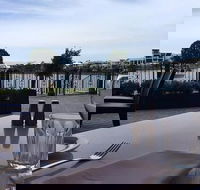 LakeFront Bistro - Australian Directory