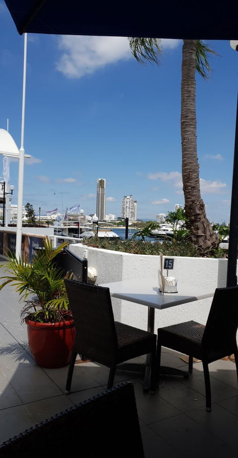 Sunset Waterfront Cafe Bar & Grill - Australian Directory 2