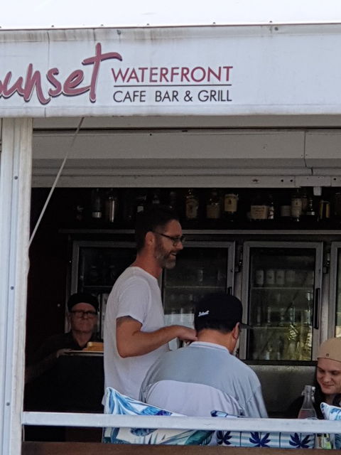 Sunset Waterfront Cafe Bar & Grill - Australian Directory 3