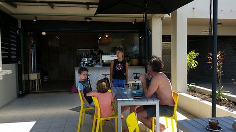 Chalet & Co - Australian Directory 0
